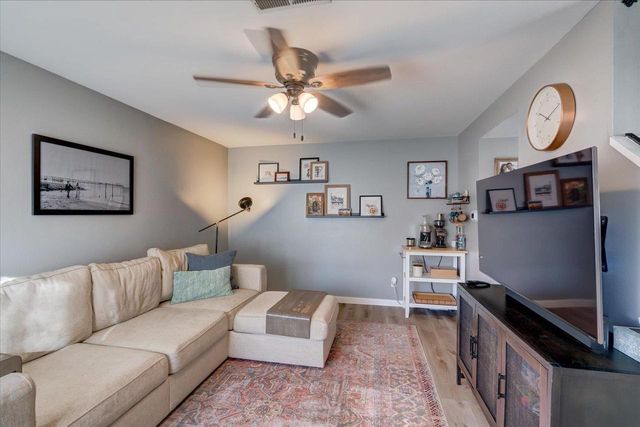 321 East Bluff, Madison, WI 53704