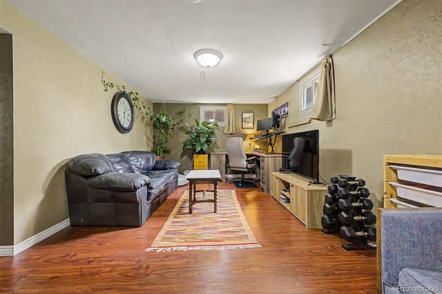 1521 Lamplighter Drive, Longmont, CO 80501