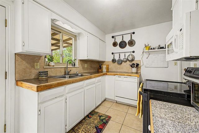 1521 Lamplighter Drive, Longmont, CO 80501