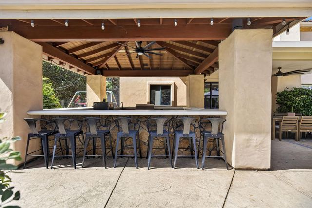 433 Calabria Ct, Roseville, CA 95747