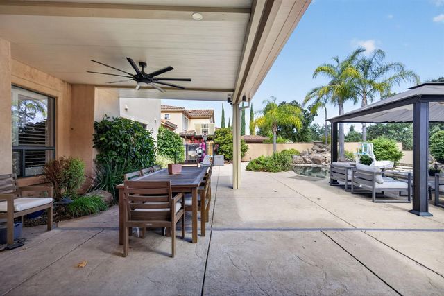 433 Calabria Ct, Roseville, CA 95747