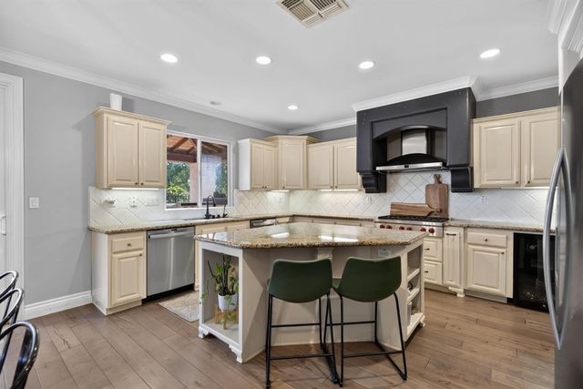 433 Calabria Ct, Roseville, CA 95747