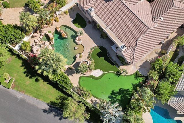 8 Macbeth Court, Rancho Mirage, CA 92270