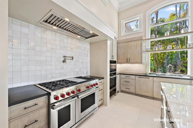 466 Mariner Drive, Jupiter, FL 33477