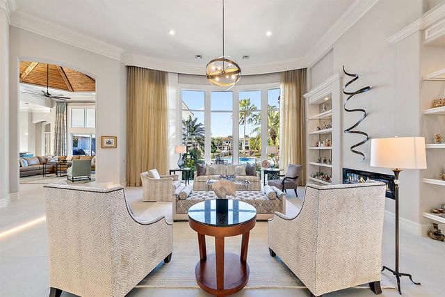 466 Mariner Drive, Jupiter, FL 33477