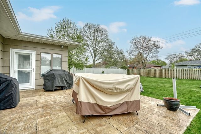 115 Suellen Drive, Irondequoit, NY 14609