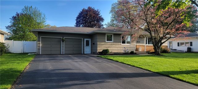 115 Suellen Drive, Irondequoit, NY 14609