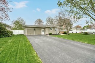 115 Suellen Drive, Irondequoit, NY 14609