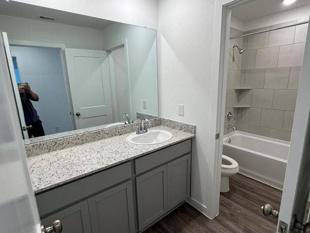 3910 Glory Green Drive, Brookshire, TX 77423