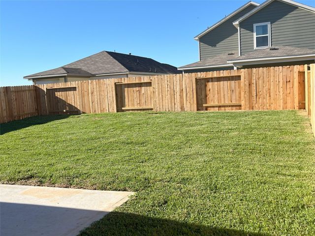 3910 Glory Green Drive, Brookshire, TX 77423
