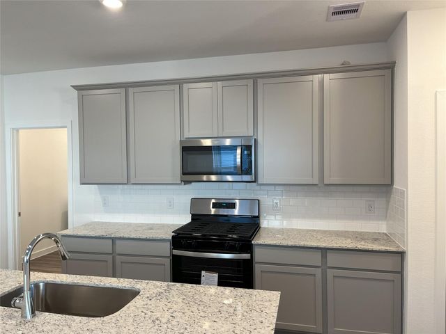 3910 Glory Green Drive, Brookshire, TX 77423