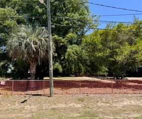734 Kent Street, Mount Pleasant, SC 29464