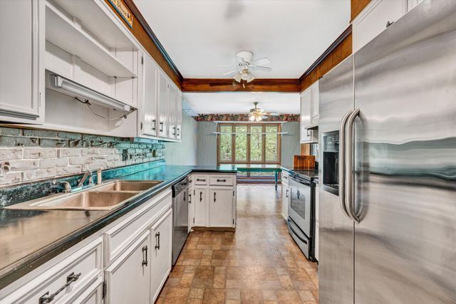 2935 IRON RIDGE RD, Rocky Mount, VA 24151