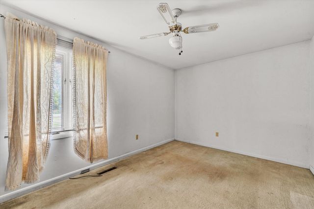 2935 IRON RIDGE RD, Rocky Mount, VA 24151
