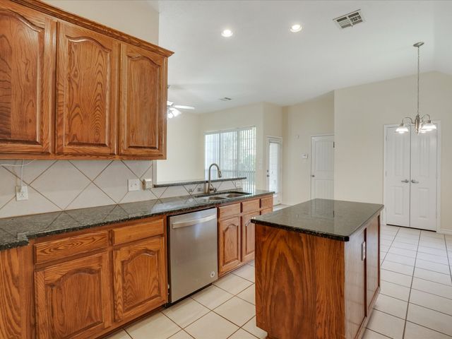 5928 Desperado Drive, Mckinney, TX 75070