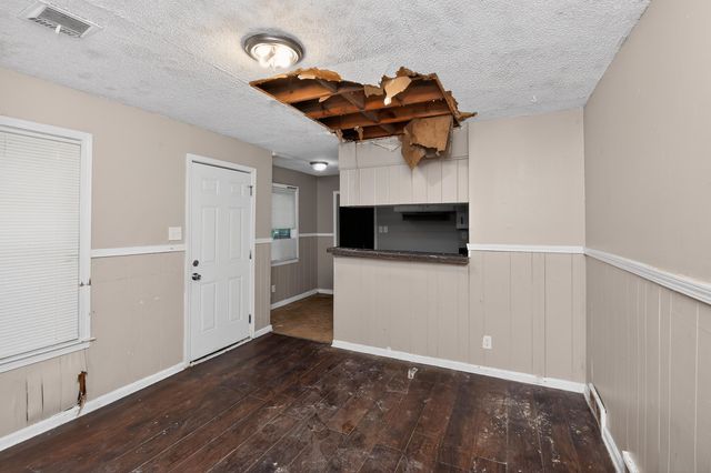 3958 BISHOPS BRIDGE RD, Memphis, TN 38118