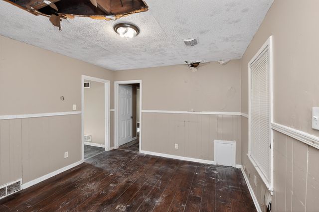3958 BISHOPS BRIDGE RD, Memphis, TN 38118