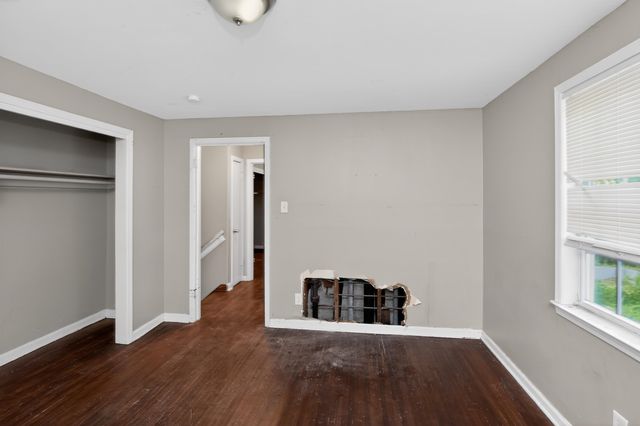 3958 BISHOPS BRIDGE RD, Memphis, TN 38118
