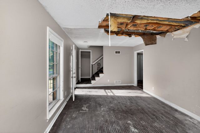 3958 BISHOPS BRIDGE RD, Memphis, TN 38118