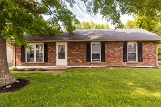 59 Holiday Road, Winchester, KY 40391