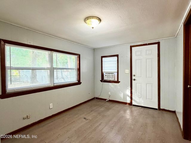 4037 CONGA Street, Jacksonville, FL 32217