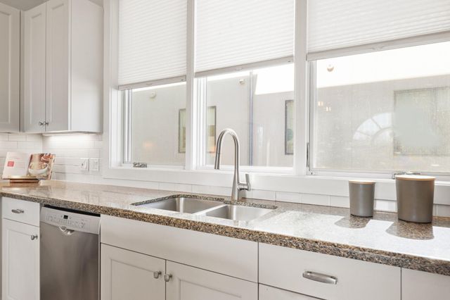 206 E Live Oak ST C, Austin, TX 78704