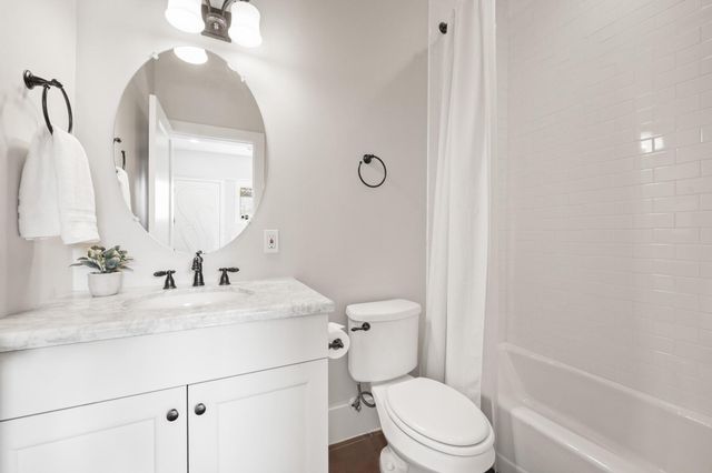 206 E Live Oak ST C, Austin, TX 78704