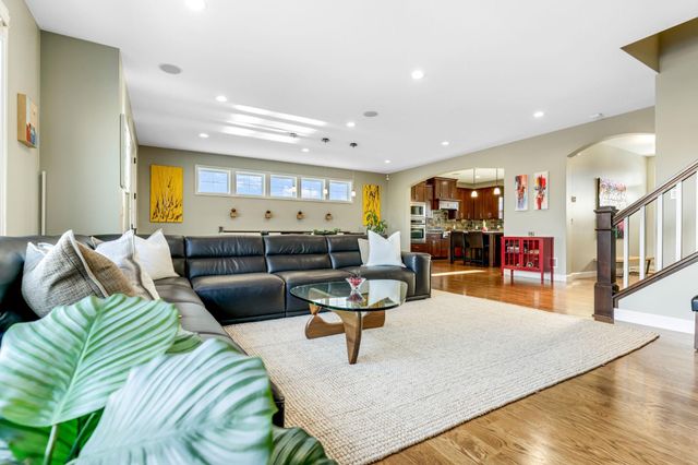 7744 Stafford Trail, Savage, MN 55378