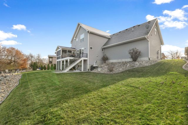 7744 Stafford Trail, Savage, MN 55378