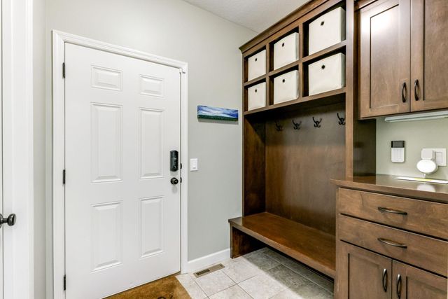 7744 Stafford Trail, Savage, MN 55378