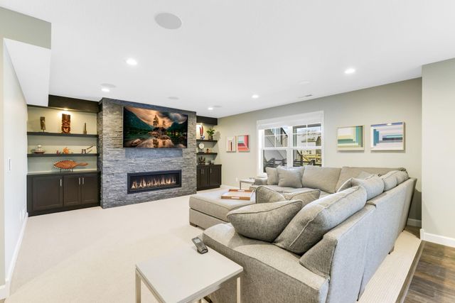 7744 Stafford Trail, Savage, MN 55378