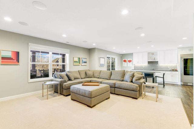 7744 Stafford Trail, Savage, MN 55378