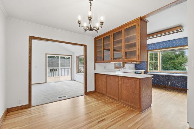 6745 Elliot Avenue S, Richfield, MN 55423