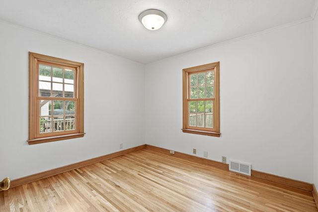 6745 Elliot Avenue S, Richfield, MN 55423