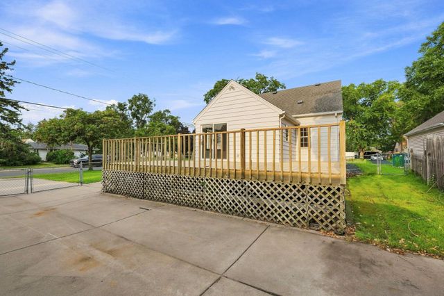 6745 Elliot Avenue S, Richfield, MN 55423