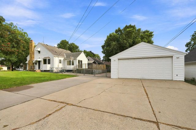 6745 Elliot Avenue S, Richfield, MN 55423