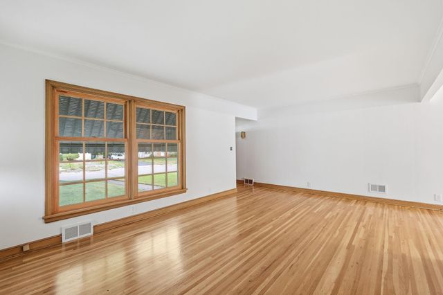 6745 Elliot Avenue S, Richfield, MN 55423