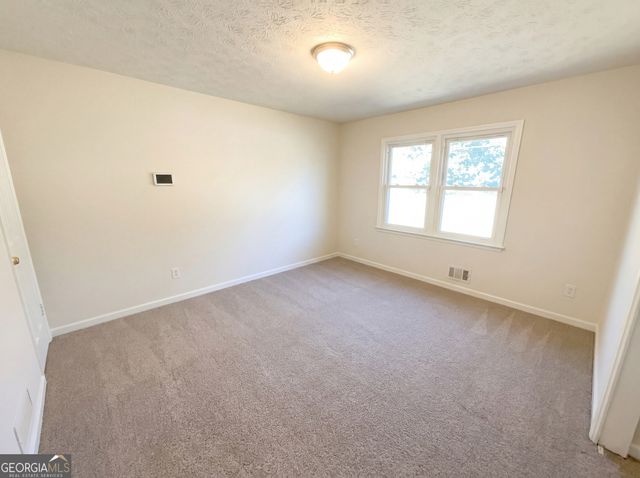 2289 Country Club Drive SE, Conyers, GA 30013