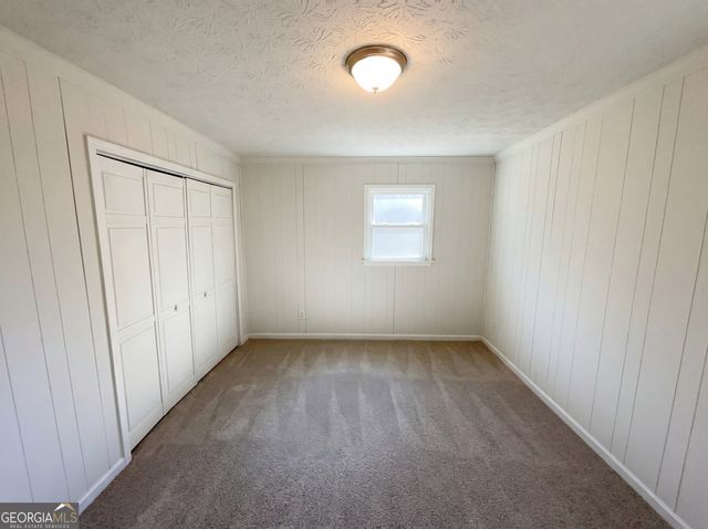 2289 Country Club Drive SE, Conyers, GA 30013