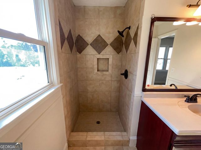 2289 Country Club Drive SE, Conyers, GA 30013