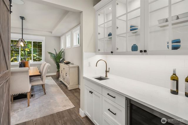 5866 127th Avenue NE, Kirkland, WA 98033