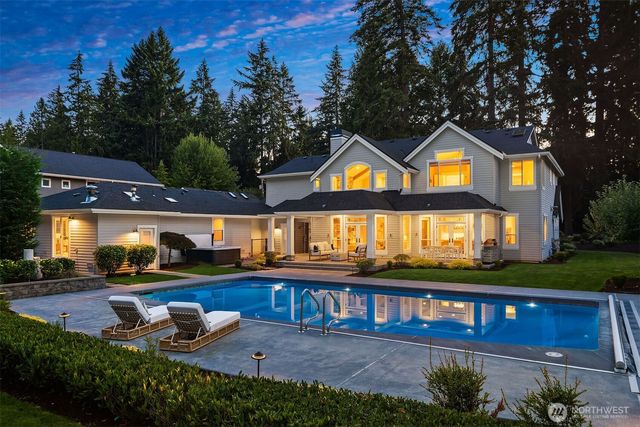 5866 127th Avenue NE, Kirkland, WA 98033