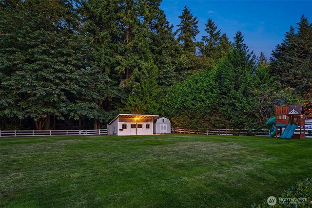 5866 127th Avenue NE, Kirkland, WA 98033