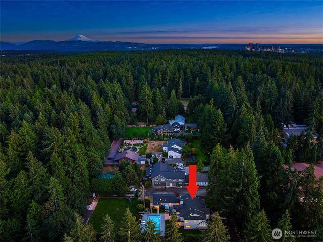 5866 127th Avenue NE, Kirkland, WA 98033