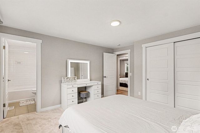 28605 30th Avenue S, Federal Way, WA 98003