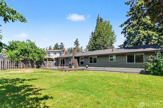 28605 30th Avenue S, Federal Way, WA 98003