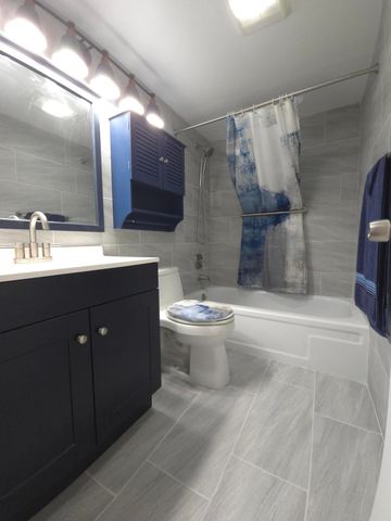 208 KENT M, West Palm Beach, FL 33417