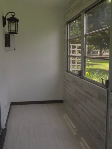 208 KENT M, West Palm Beach, FL 33417
