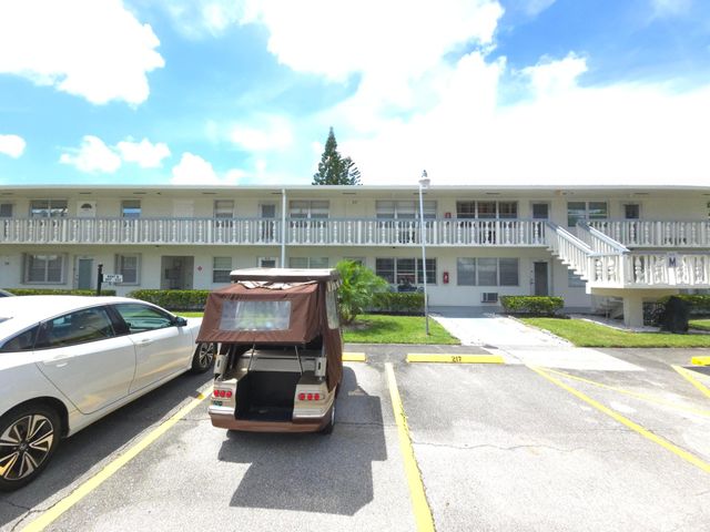 208 KENT M, West Palm Beach, FL 33417