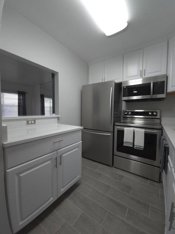 208 KENT M, West Palm Beach, FL 33417